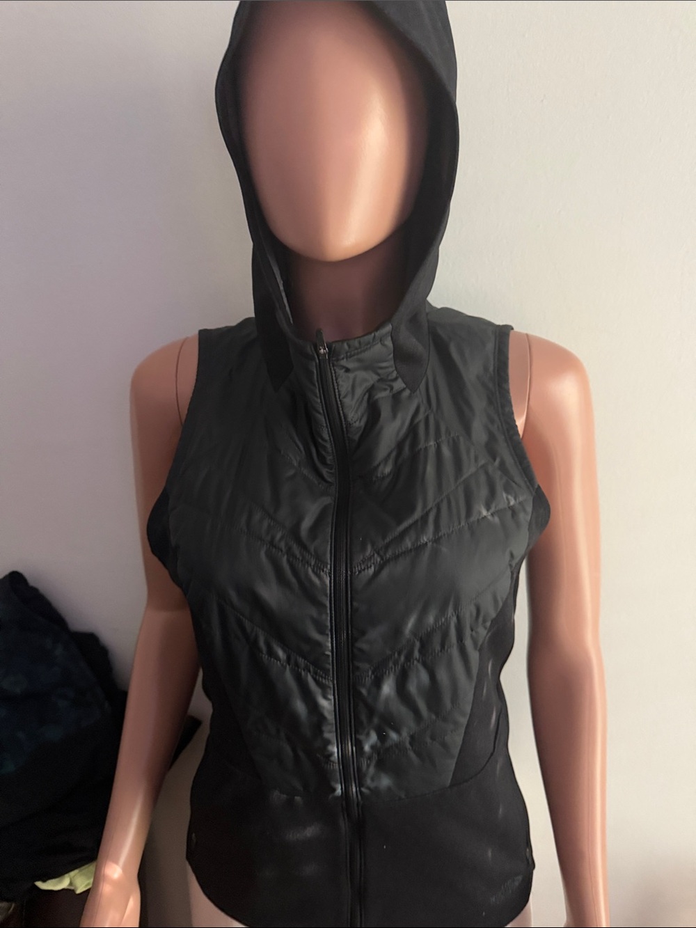 The North Face Women's Black Hooded Quilted Vest